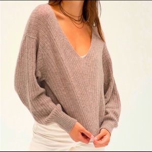 FREE PEOPLE Elias Cashmere Crop Sweater in Taupe